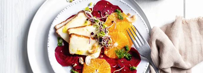Rote Bete Carpaccio mit Orangen & gebratenem Halloumi