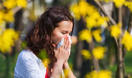 Naso chiuso: allergia, raffreddore o entrambi?